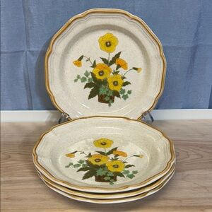 Vintage Mikasa Stoneware Dish Set, Sunshine Garden Club Floral EC458
